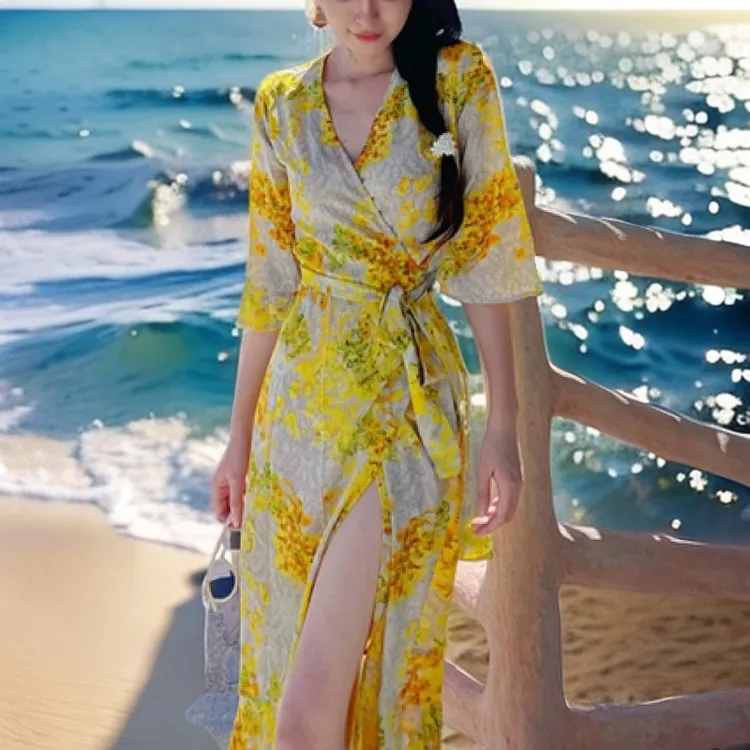 黄色战袍网红同款v领海边碎花雪纺连衣裙女夏季气质性感开叉长裙