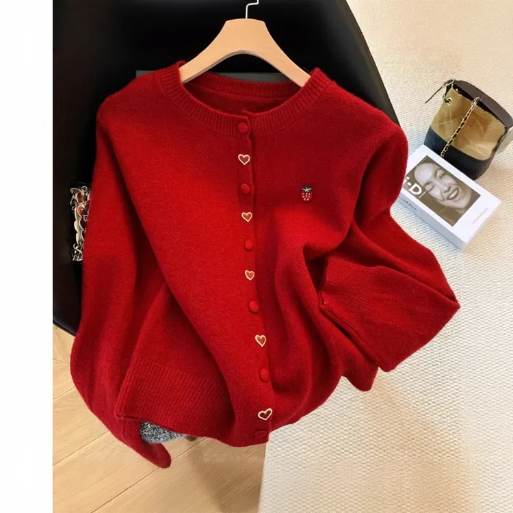 2026新款高级纽扣爱心红色系红毛衣开衫秋冬新款宽松百搭显瘦外套