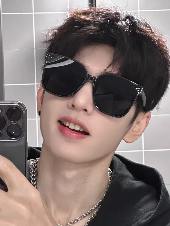 【工厂尾单】偏光时尚百搭高级显瘦潮流墨镜防紫外线遮阳眼镜男女