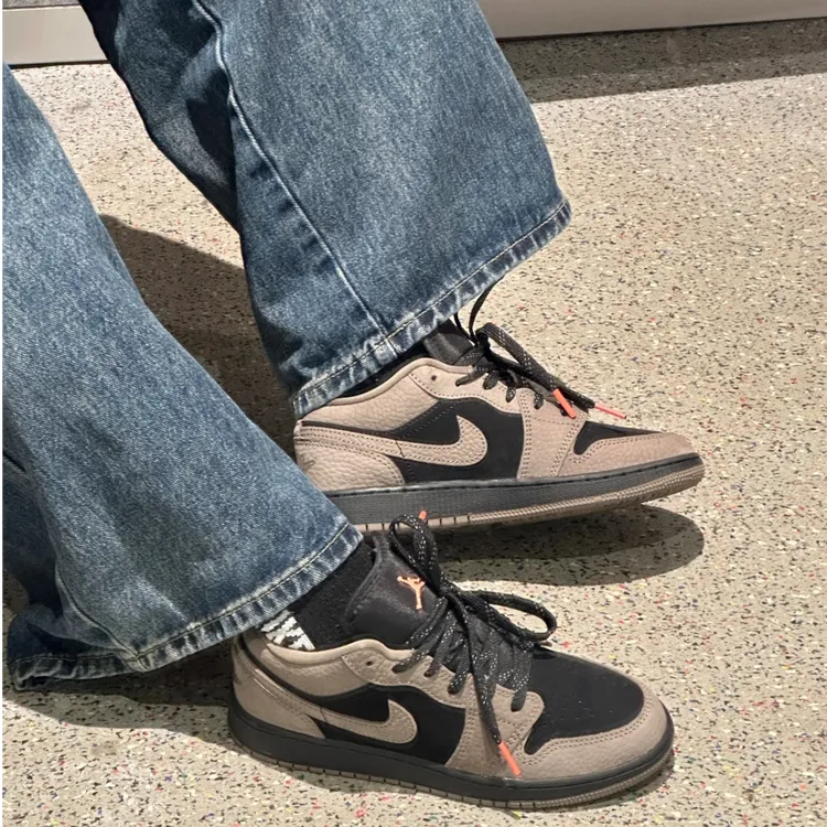 NIKE/耐克官方正品AJ126年新款棕黑男款百搭运动板鞋IB7109-005