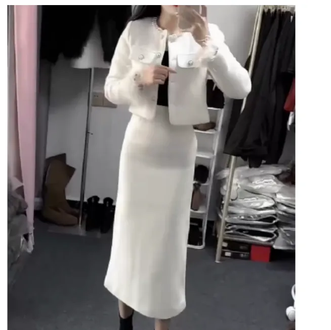 2025洋气新款时尚女装网红高级感休闲爆款洋气外套裙子套装幸1