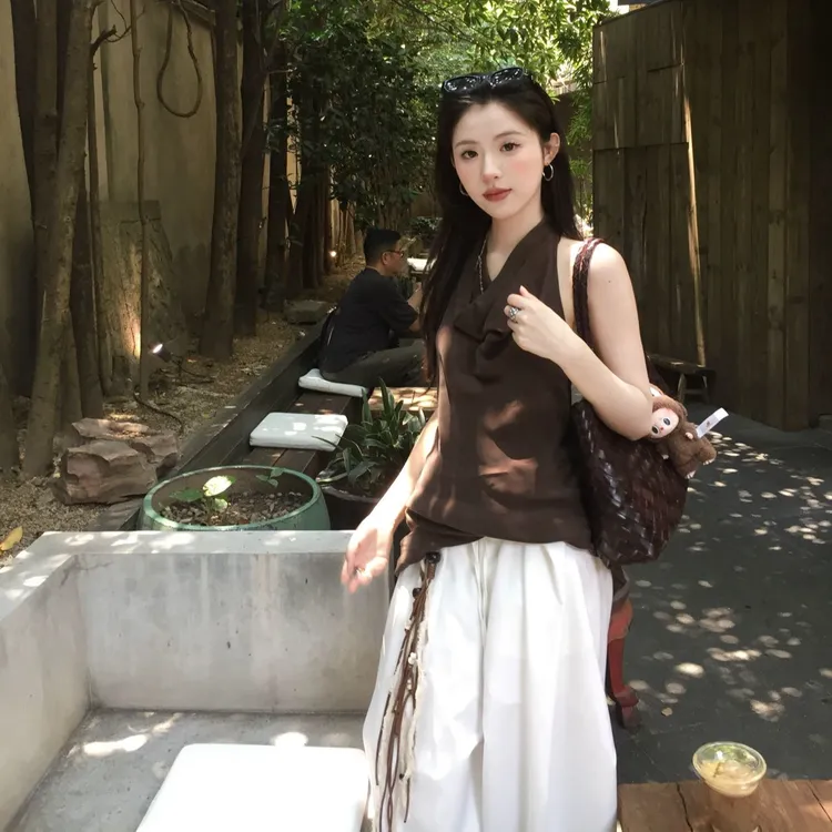 法式扭绳荡领挂脖小吊带背心女夏外穿高级感设计气质露背无袖上衣