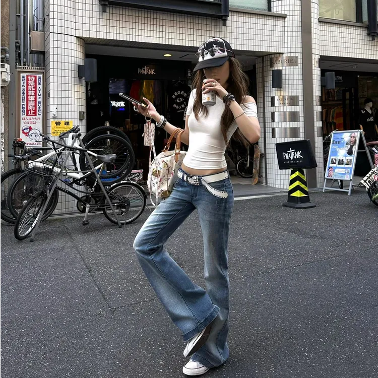 2025夏季新款韩版休闲短袖户外印花短款修身型T恤辣妹风简约通勤