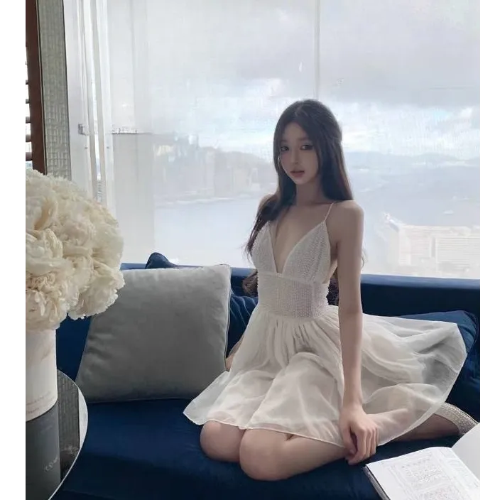 2025夏季新款时尚高级感轻奢绝版收藏水钻连衣裙女显瘦收腰短裙