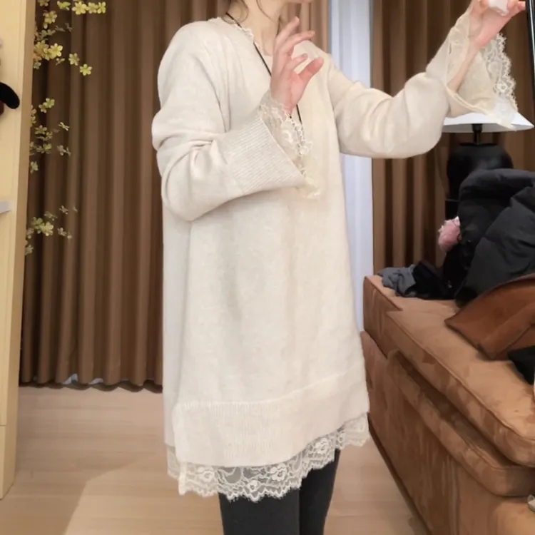 极简百搭下摆蕾丝拼接螺纹圆领毛针织上衣LK2508276