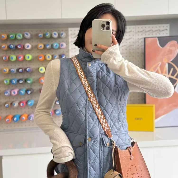 PENNYPENG 简适随行 复古老钱风立领菱格轻薄显瘦无袖棉服马甲