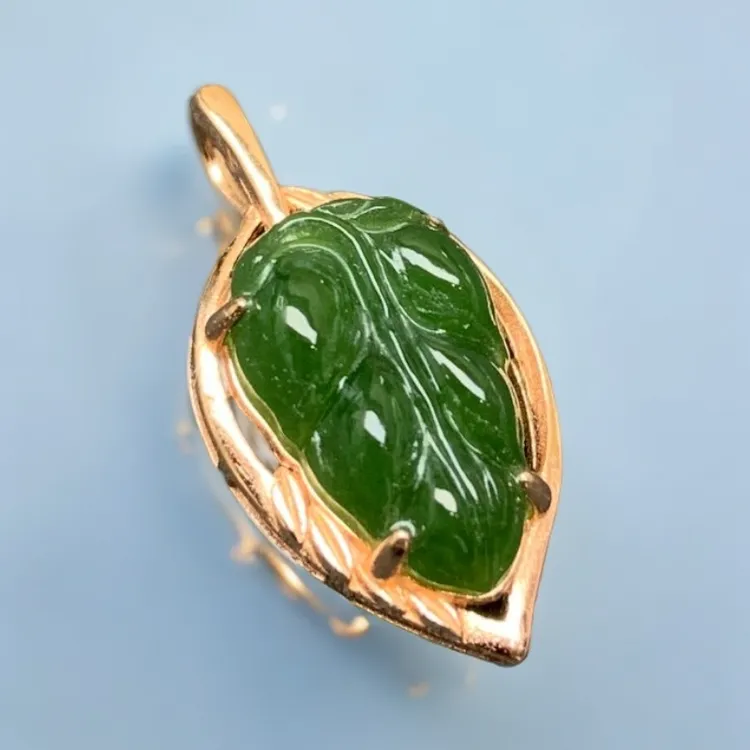 缘诚良玉天然和田玉碧玉叶子吊坠s925银精美气质颈饰锁骨链