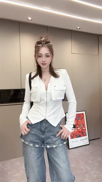 短款不对称拉链长袖修身小香风短袖设计师V领T恤法式杂志风