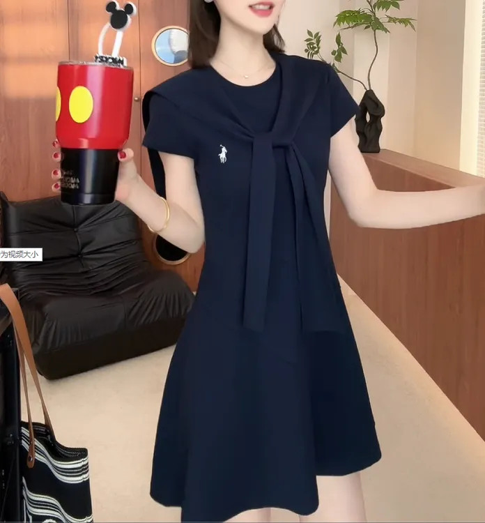 夏上新韩系优雅宽松小马刺绣连衣裙+披肩两件套