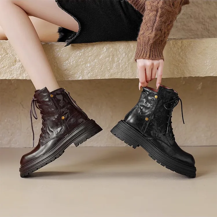 手抓羊皮棕色厚底短靴2025初春新款新款圆头英伦风真皮马丁靴单靴