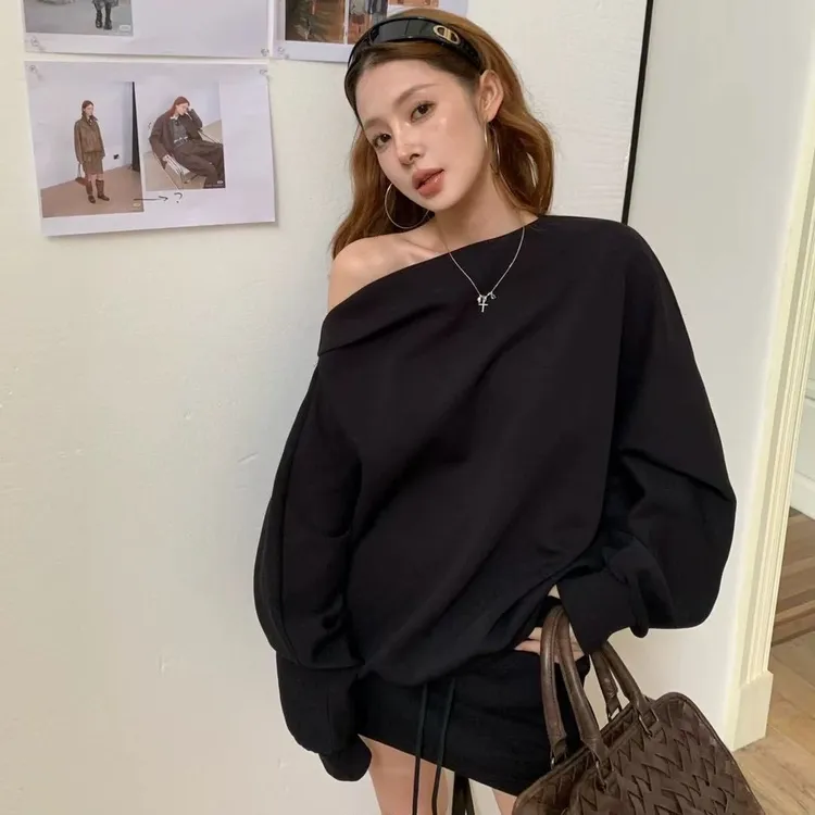 美式辣妹休闲运动套装女秋季流行风格宽松斜肩长袖卫衣短裙两件套