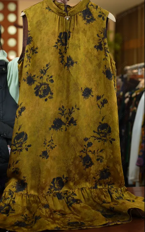 云水谣《非遗美学》2289国风复古显瘦减龄无袖连衣裙