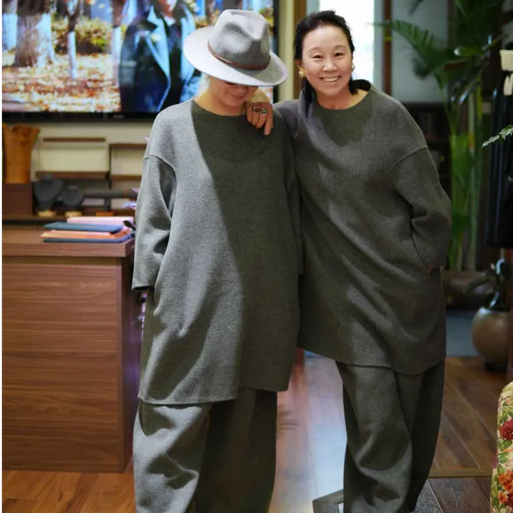 【AZDM】灰色保暖圆领设计师中长款中袖连衣裙裤子套装