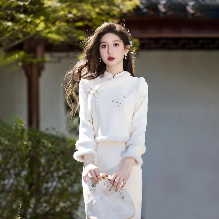 新中式冬款古典加绒旗袍马甲套装冬季加厚保暖年轻长袖改良日常款