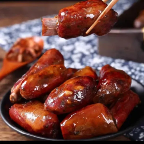 【花姐专属】排骨香肠冈木果木古法熏制农家风味