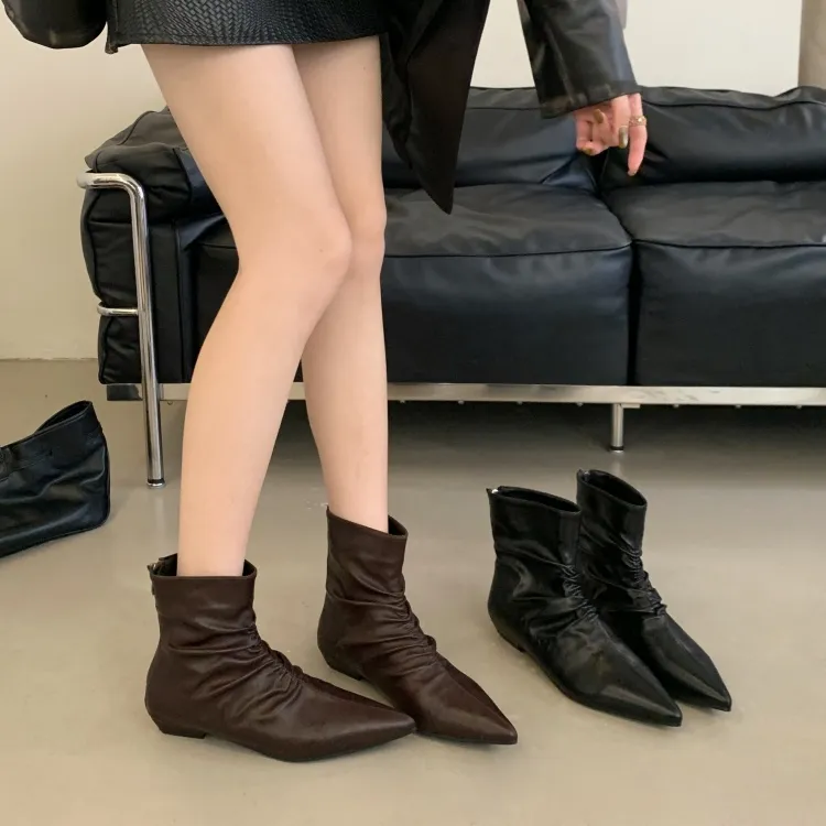 韩版气质尖头褶皱短靴女2025年秋冬新款百搭显瘦后拉链低跟平底靴