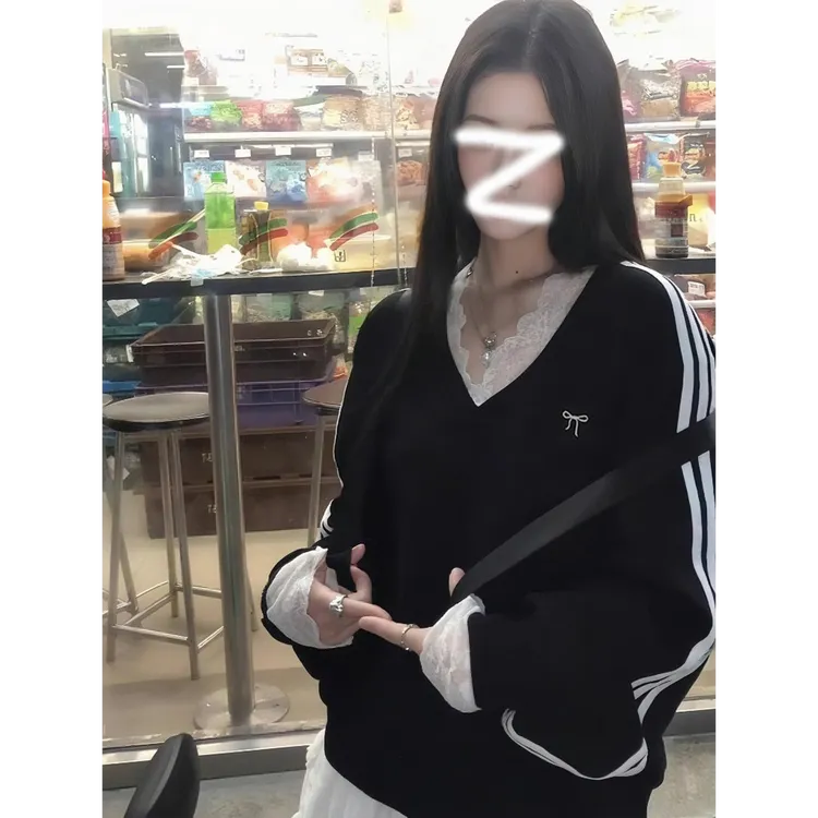 韩系简约秋季V领卫衣长袖女蕾丝刺绣拼接外套时尚设计感上衣
