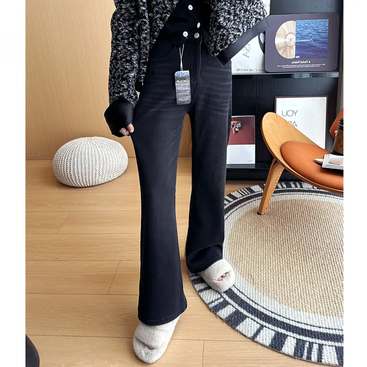 黑灰色厚绒微喇裤女秋冬新款大码胖mm梨形身材高腰显瘦直筒牛仔裤