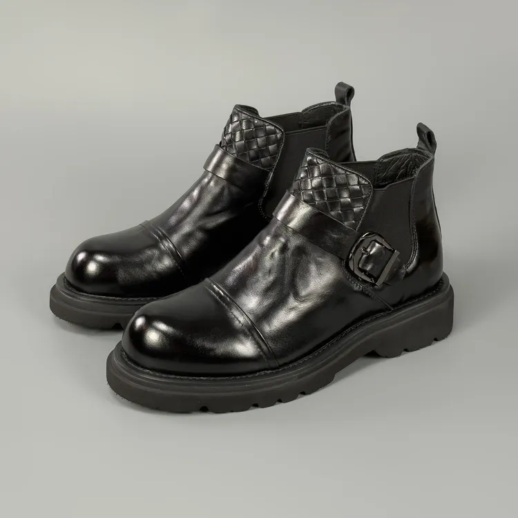 2025新款头层牛皮男鞋休闲百搭皮鞋男一脚蹬软底男士男靴