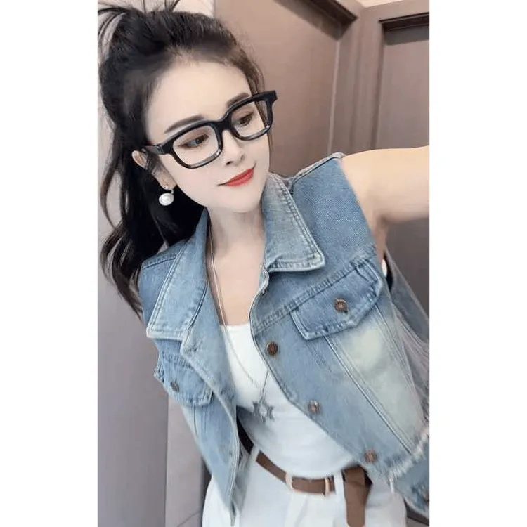 2025设计感坎肩无袖浅蓝色时尚洋气复古水洗毛边牛仔马甲