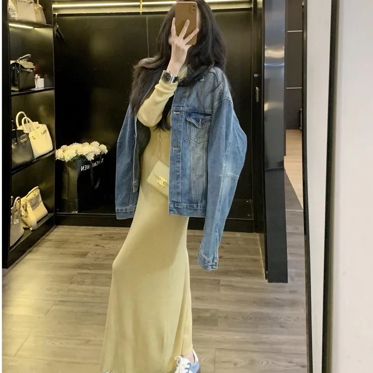 秋季流行穿搭2025超火气质时尚气质牛仔外套女别致小众连衣裙长裙