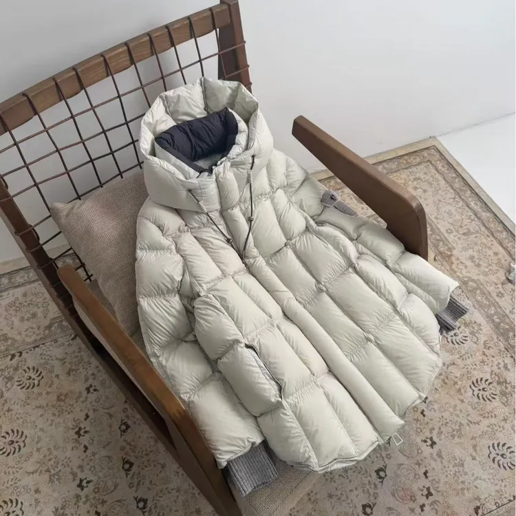 几里与麻 韩系撞色拼接连帽鹅绒服 衣长73胸围130 2121982