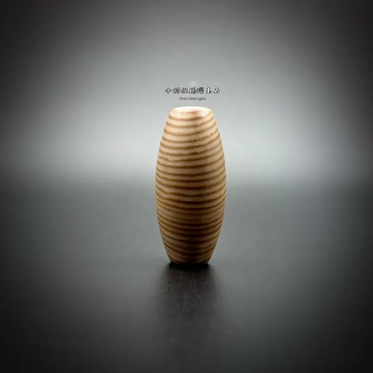 缠丝玛瑙熔岩咖色玛瑙勒子 尺寸 33.4*15.5