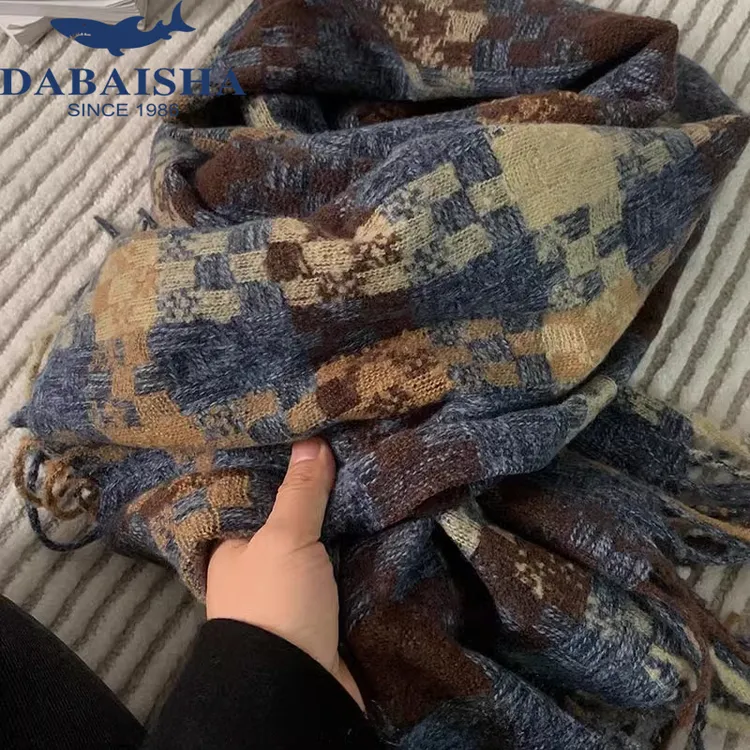 2025新品秋冬氛围感格纹流苏保暖围巾男女情侣加厚长款围脖礼物