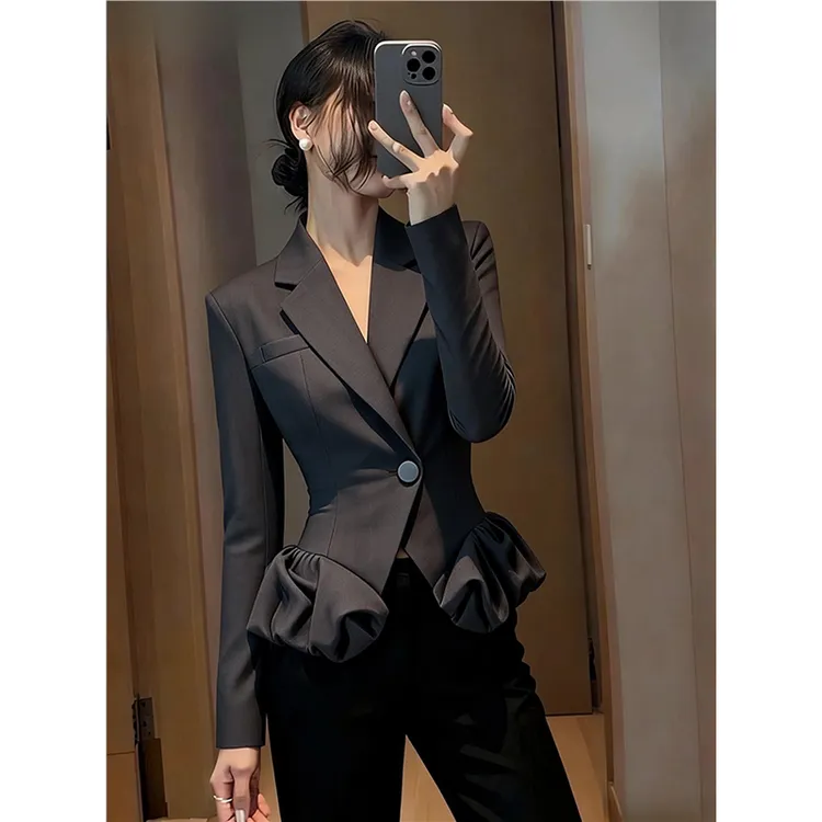 秋季新款巨好看的外套时尚高端时髦洋气独特漂亮气质掐腰黑色上衣