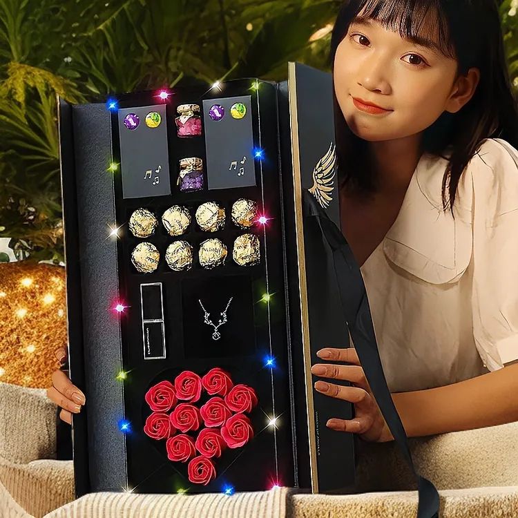 圣诞礼物送女友天使之翼生日礼物香皂花彩妆套盒迷你小天使精美