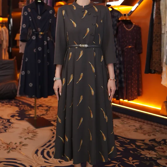 【赫尔温】设计款蝶影灰时尚收腰显瘦连衣裙DHZFF52222