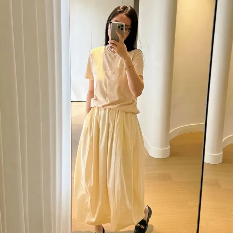 2025超火洋气减龄上衣高级小众不撞款独特漂亮白色假两件T恤夏季