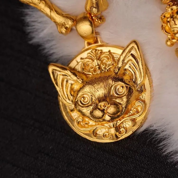 【中秋新品】周小福足金999德文猫咪吊坠手工编绳套链