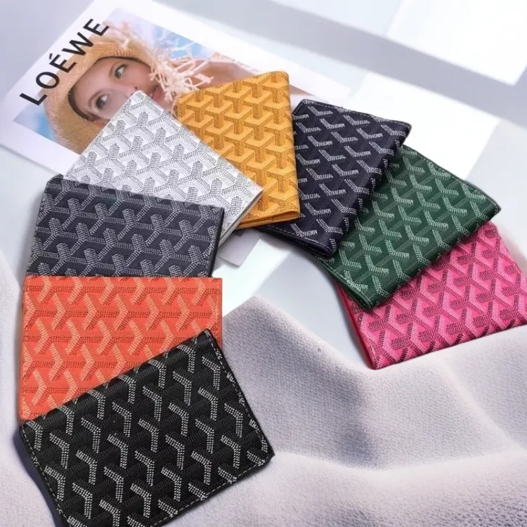 护照夹男女通用保护套护照包高级登机牌出国旅行收纳包证件包卡包