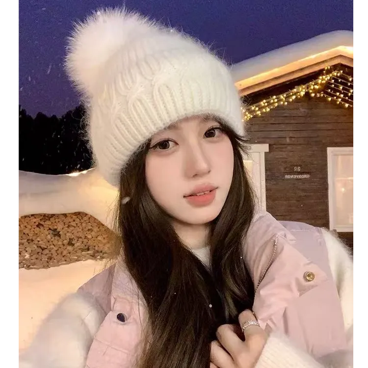 东北防寒拍照出片！白色羊毛狐狸毛球毛线帽子女冬保暖针织冷帽