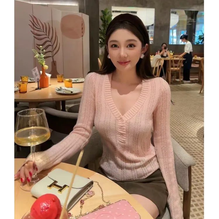 新款换季新款藕粉色V领竖螺纹镂空毛衣针织衫女气质甜妹上衣H9-25