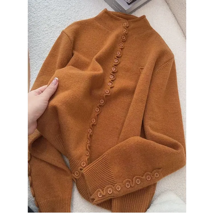 韩版时尚气质百搭高级感休闲上衣女2025早秋新款花边扣软糯针织衫