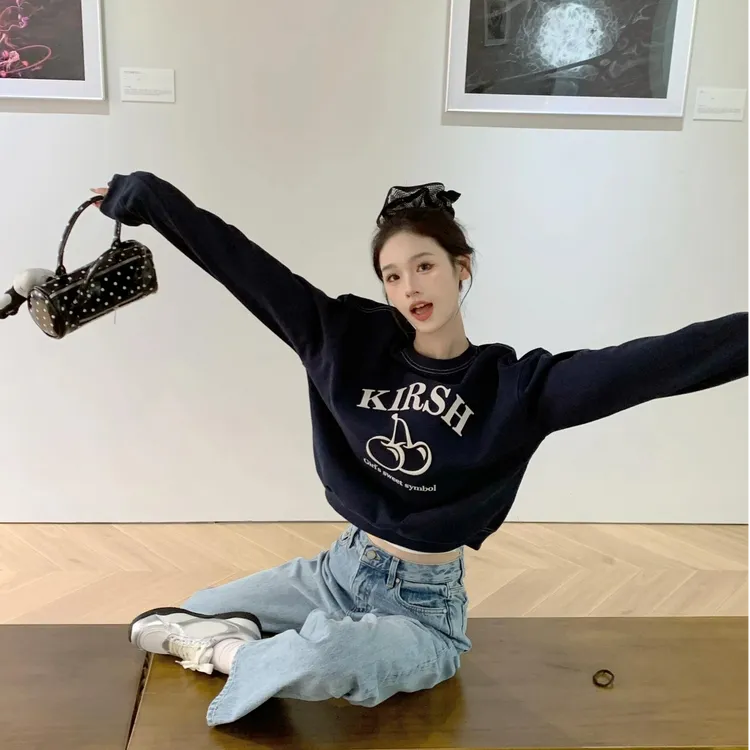 美式复古圆领卫衣女秋季新款学院风宽松套头长袖上衣直筒牛仔裤