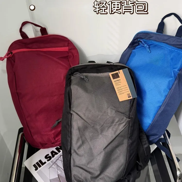 （运动小背包）旅行户外徒步登山运动轻便旅行通勤双肩背包M