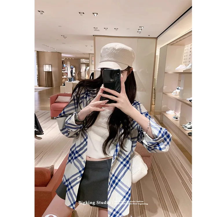 韩版气质撞色格纹衬衫女春秋职业通勤新款衬衣独特超好看上衣外套