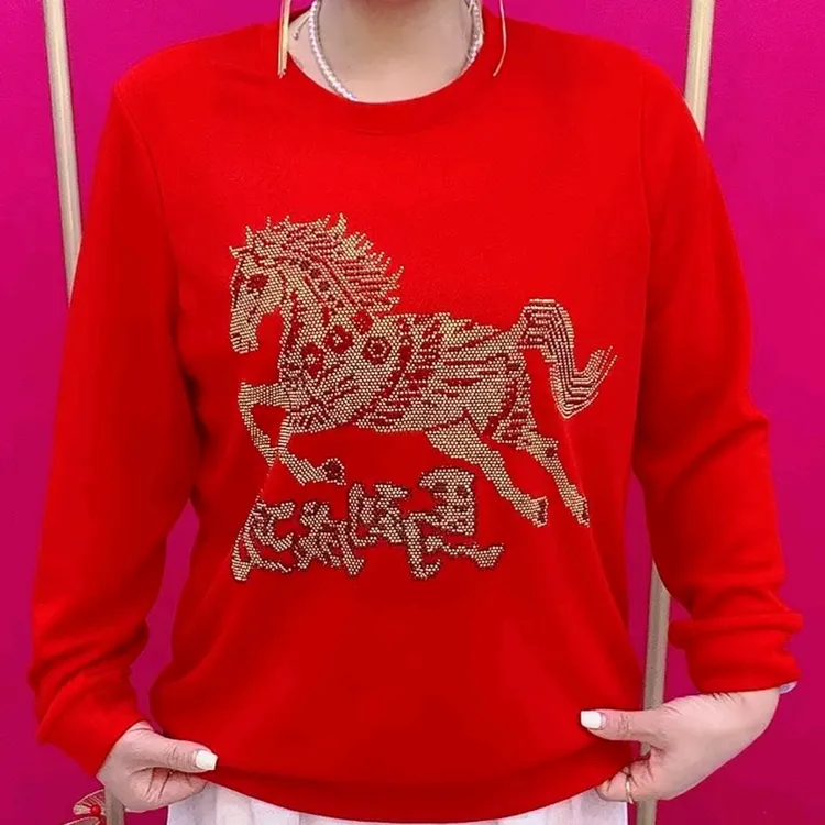 新春时尚女装针织衫保暖衣2026新款马到成功烫钻本命年休闲妈妈装