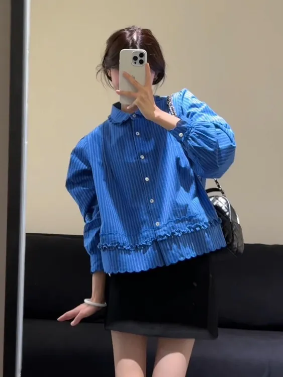 韩版宽松新款时尚上衣设计感蓝色木耳边翻领衬衫黑色半身裙套装女