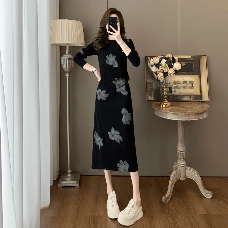 入秋一整套女装显瘦气质时尚洋气休闲印花长袖半身裙子两件套装
