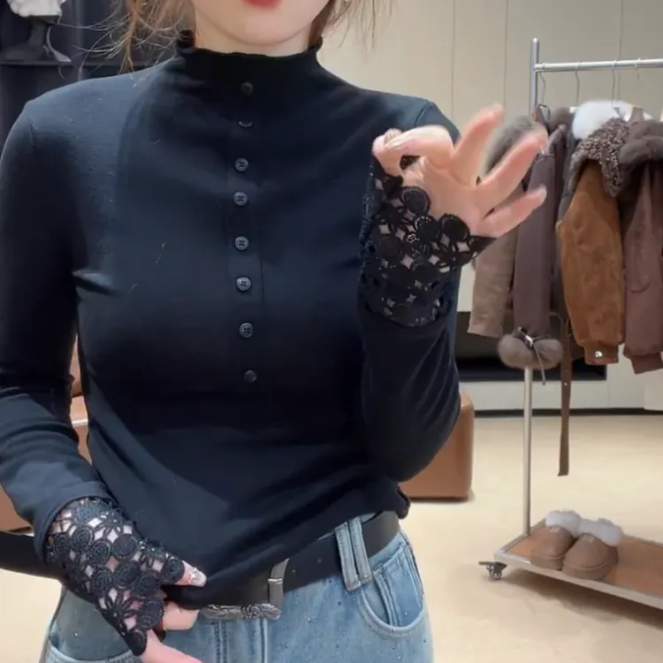 【迷幻】冬季半卷领纽扣手袖蕾丝镂空打底T恤上衣LK2508779