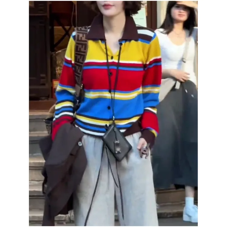 韩系气质拼色上衣女2025年秋新款时尚减龄彩色条纹漂亮翻领Polo衫