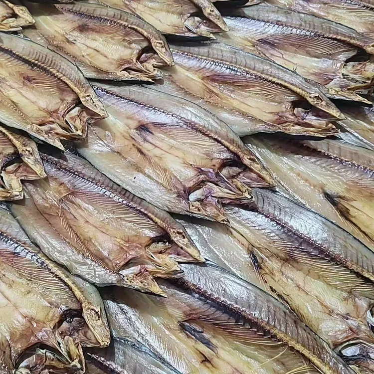 青岛当地一卤鲜甜晒鲅鱼片，选用新鲜鲅鱼现晒的