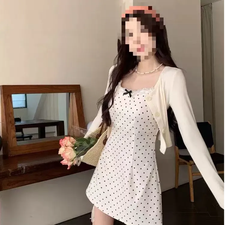 Yi+6992蕾丝花边蝴蝶结波点吊带裙两件套