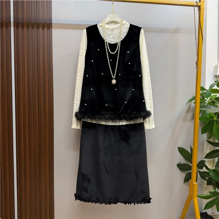 秋冬微胖新款时尚气质优雅轻奢马甲十蕾丝打底衫十半身裙显瘦套装