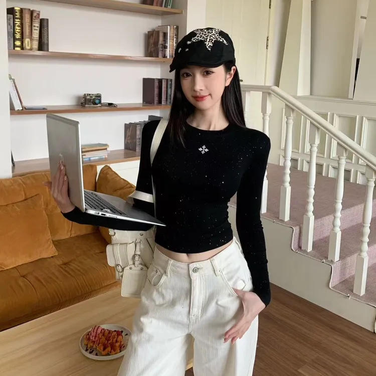 十字架满天星闪钻长袖T恤打底衫女 秋冬内搭外穿修身显瘦短款上衣