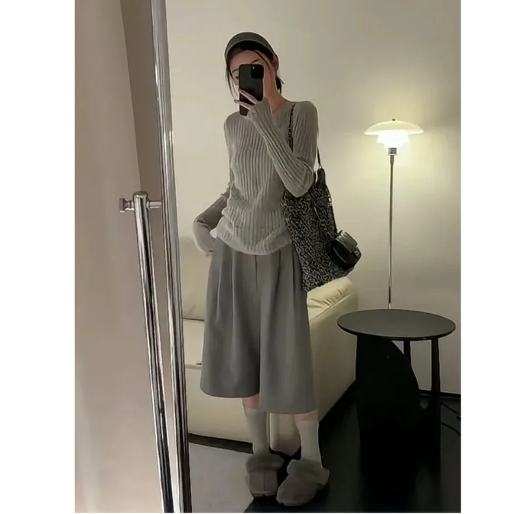 2025早秋新款女韩系穿搭修身圆领长袖毛衣上衣气质高腰显瘦阔腿裤